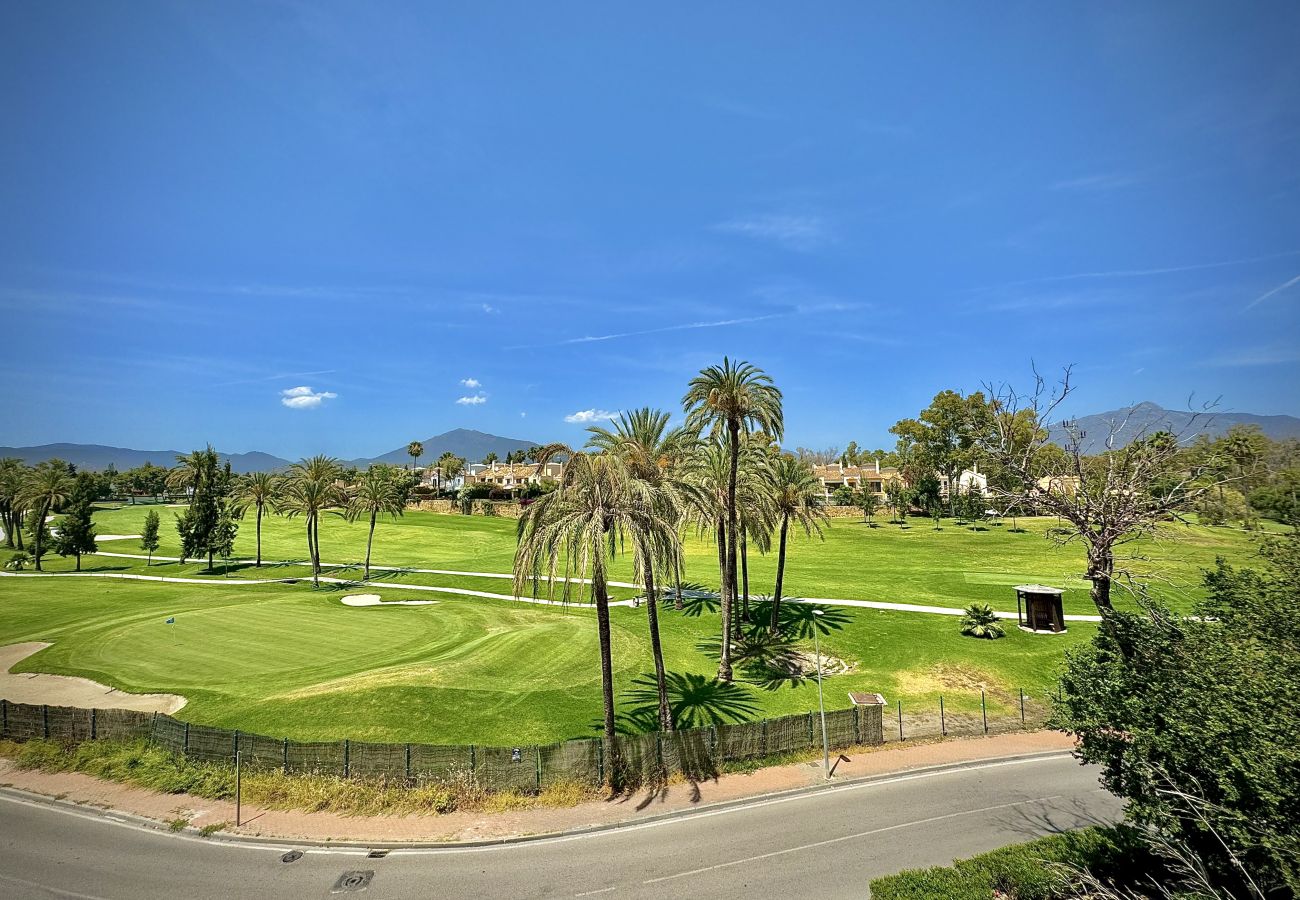 Residence in Marbella - GUADALMINA ALTA GOLF VIEWS by HOMING