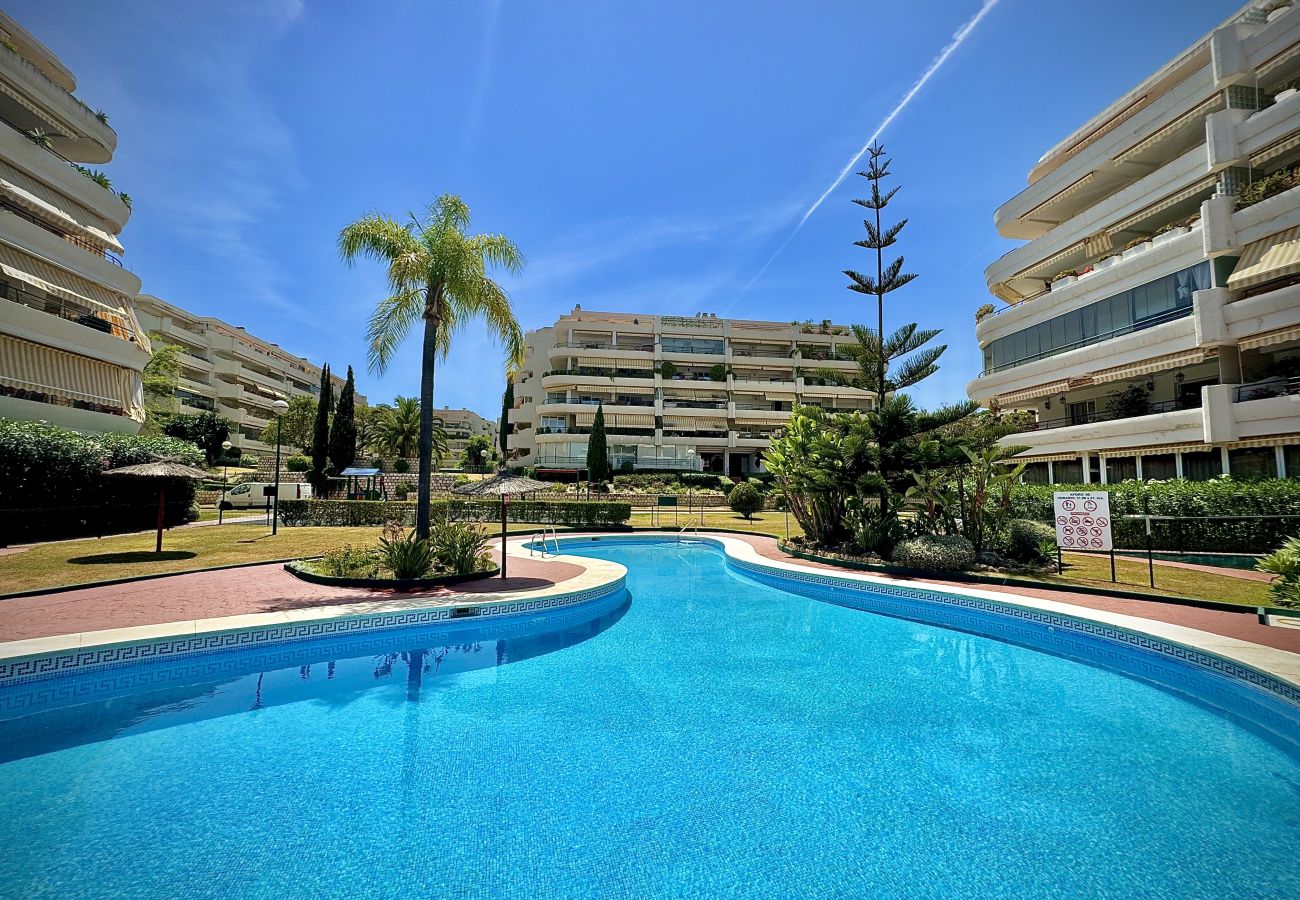 Residence in Marbella - GUADALMINA ALTA GOLF VIEWS by HOMING