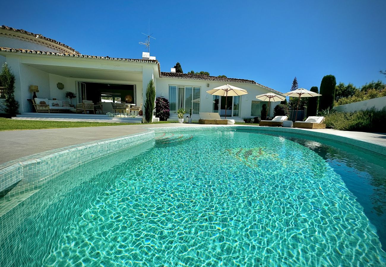 Villa in Marbella - MARBELLA VILLA GUADALMINA GOLF by HOMING