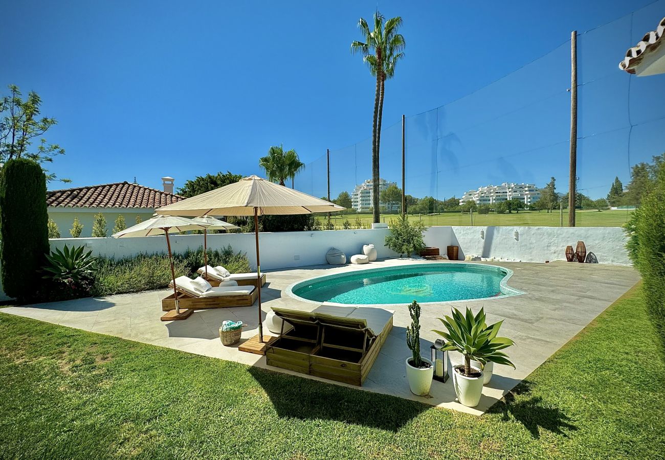 Villa in Marbella - MARBELLA VILLA GUADALMINA GOLF by HOMING