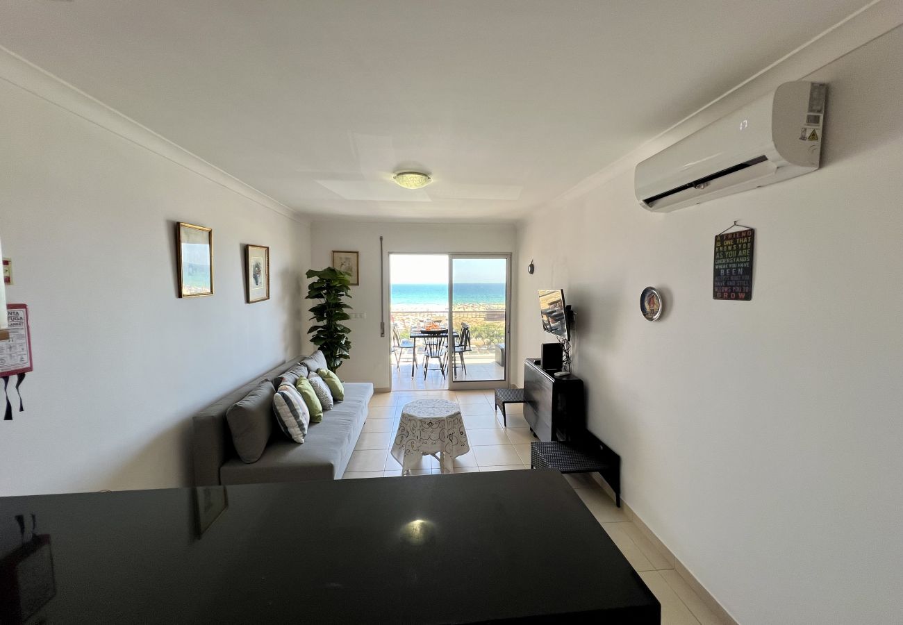 Apartment in Monte Gordo - MONTE GORDO BEACH OCEAN VIEW 3 by HOMING