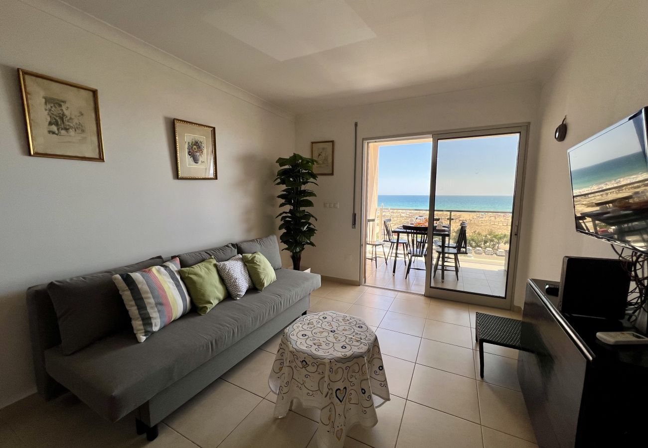 Apartment in Monte Gordo - MONTE GORDO BEACH OCEAN VIEW 3 by HOMING