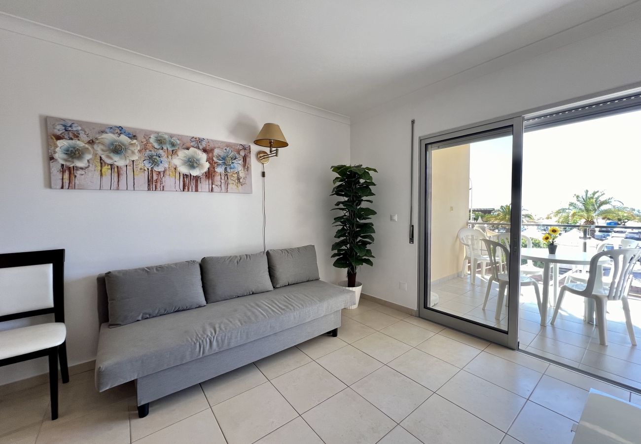 Apartment in Monte Gordo - MONTE GORDO BEACH OCEAN VIEW 4 by HOMING