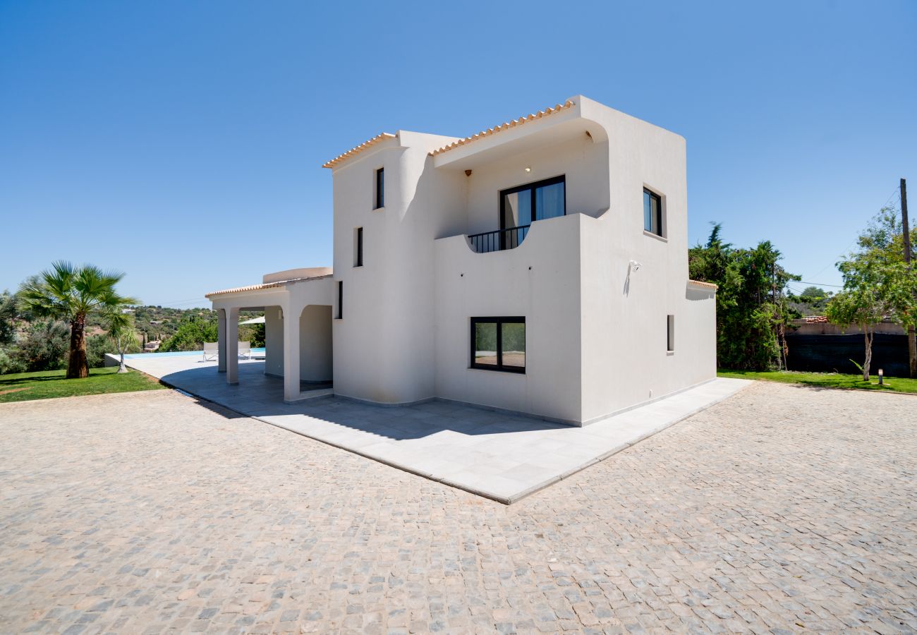 Villa in Loulé - LOULÉ PREMIUM VILLA WITH POOL by HOMING