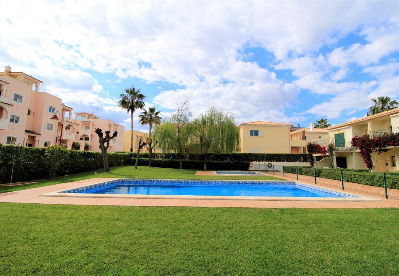 Apartamento en Vilamoura - VILAMOURA MIRAGOLF WITH POOL by HOMING