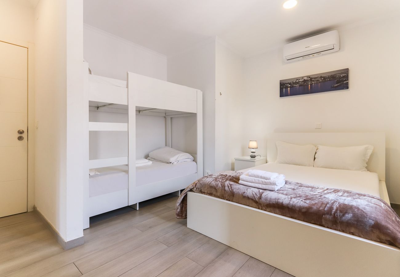 Alquiler por habitaciones en Lisboa ciudad - DOWNTOWN PALMA SUITES 302 by HOMING