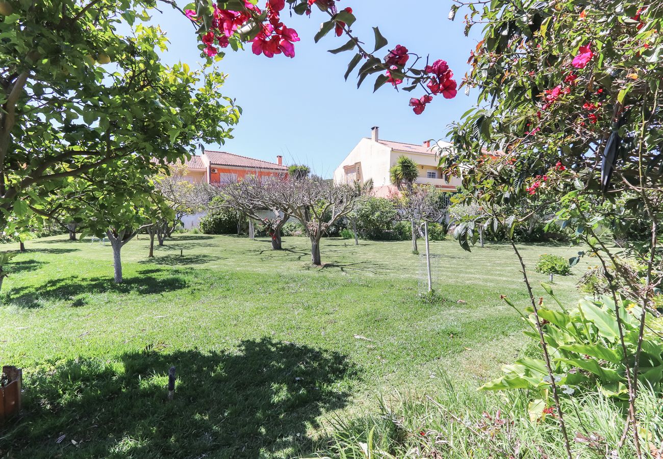 Apartamento en Aldeia de Juzo - GUINCHO TYPICAL HOUSE I by HOMING