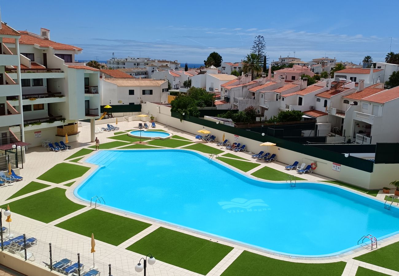 Apartamento en Albufeira - ALBUFEIRA SKY LIGHT WITH POOL by HOMING