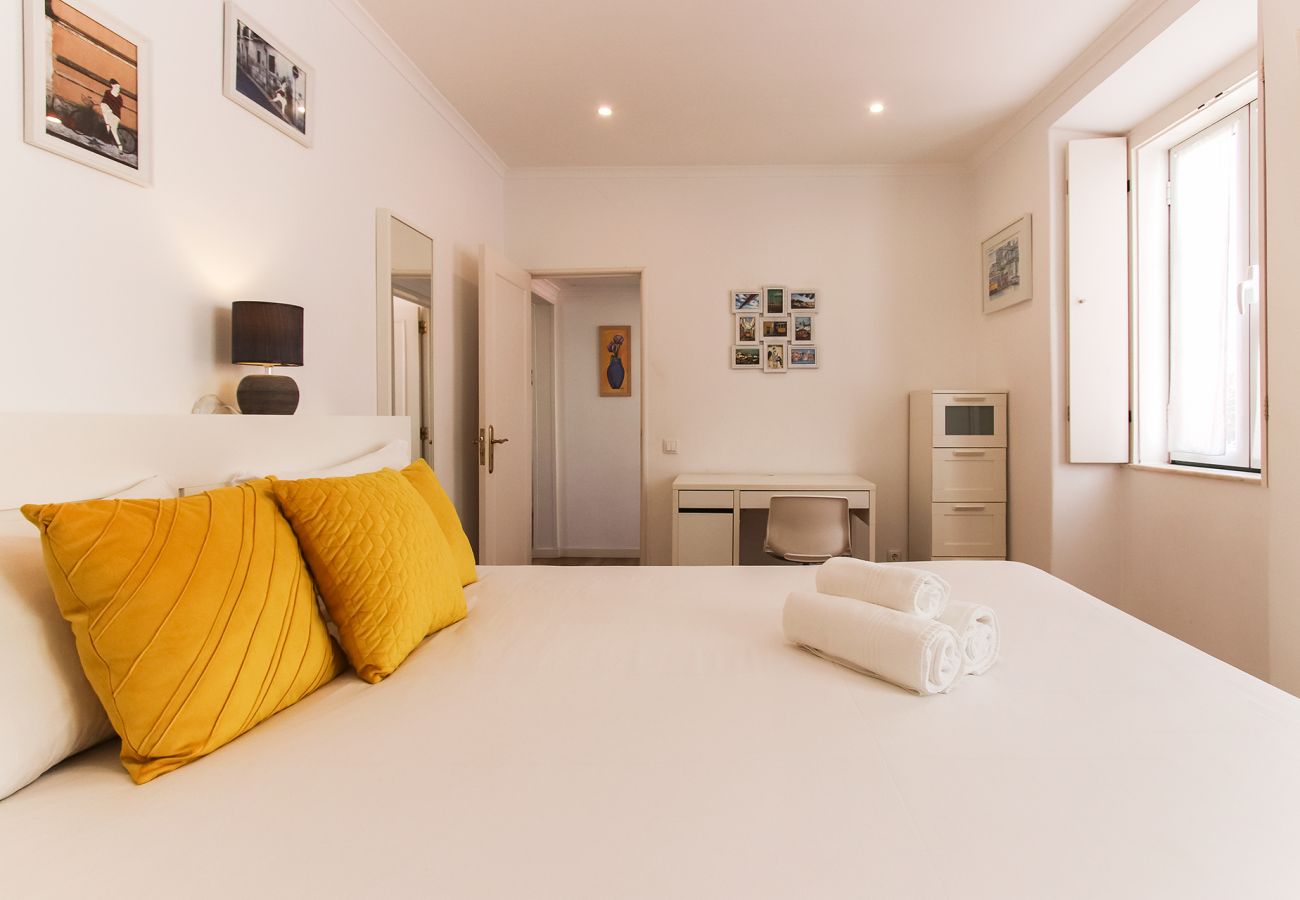 Apartamento en Lisboa ciudad - TYPICAL MADRAGOA by HOMING