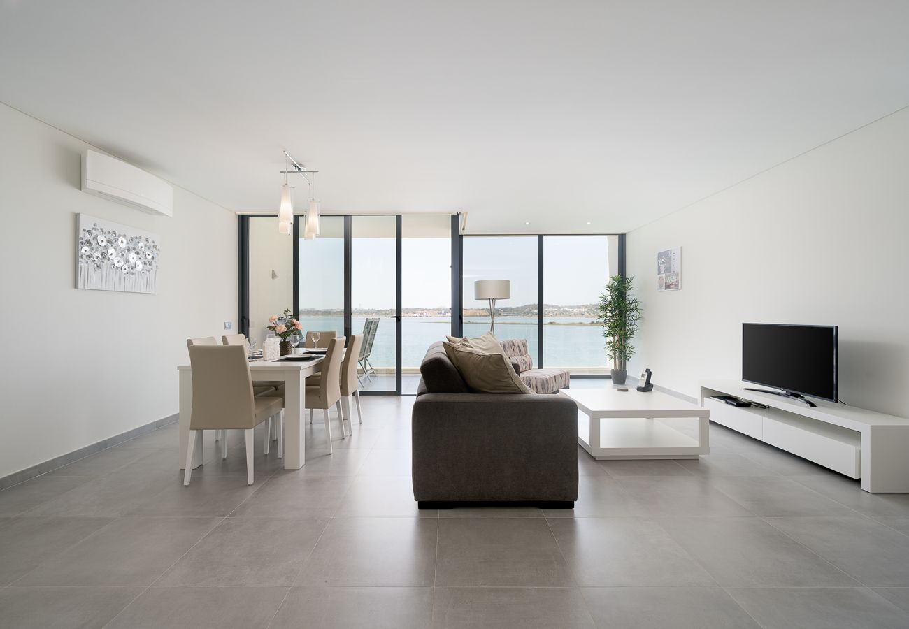 Apartamento en Lagoa - PORTIMÃO OCEAN BREEZE WITH POOL by HOMING