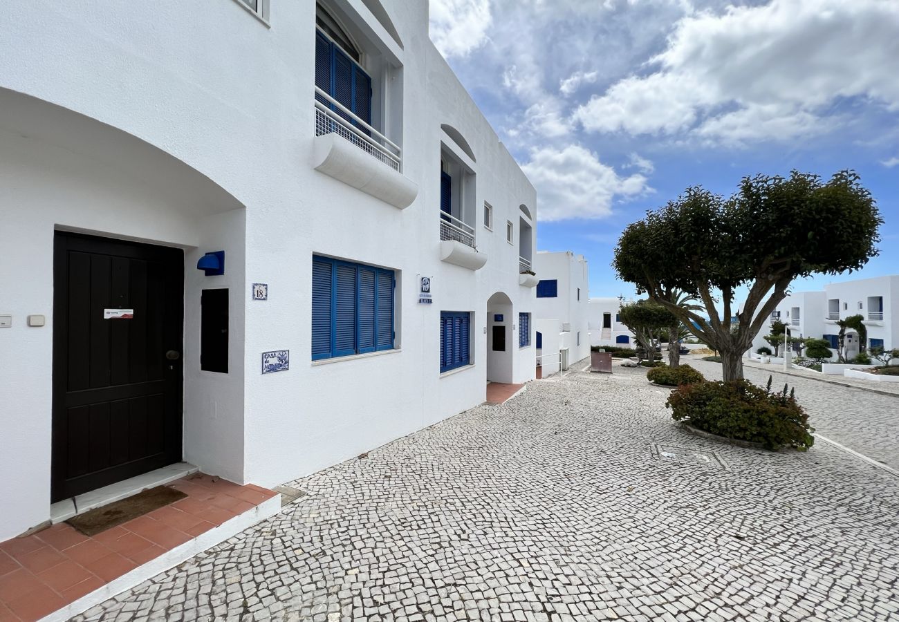 Appartement à Albufeira - ALBUFEIRA SUNSET WITH POOL by HOMING